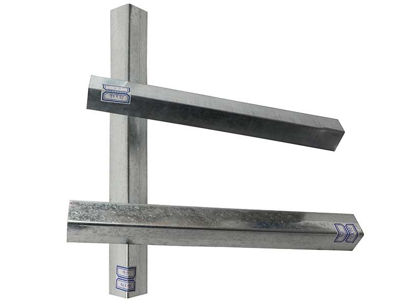 wall angle with plain